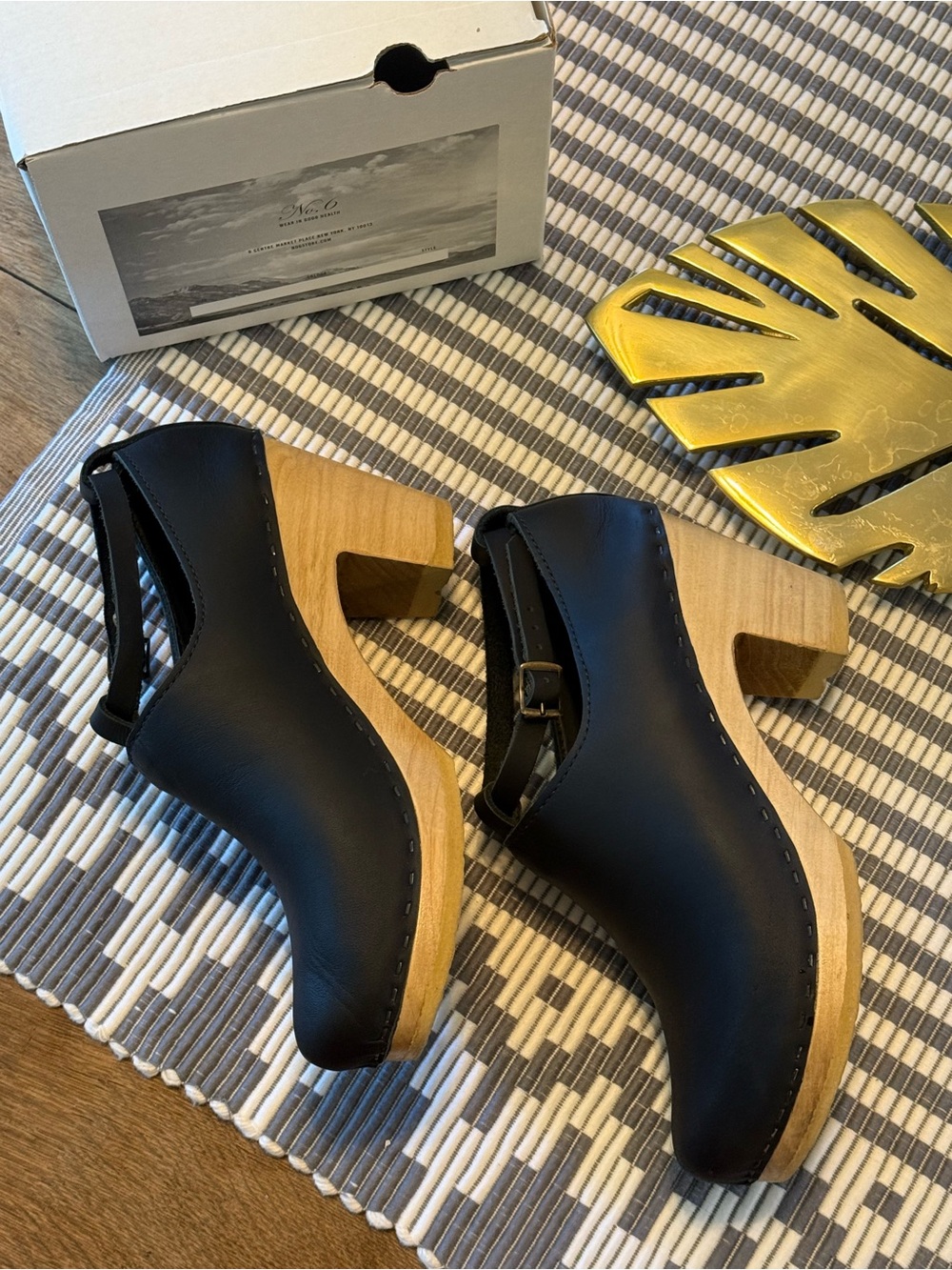 No. 6 Store the Classic Black Leather Clogs 39 Ankle Strap Platform Heels - Picture 3 of 12